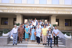 Делегация международных журналистов в Международном Университете туризма «Шелковый путь»