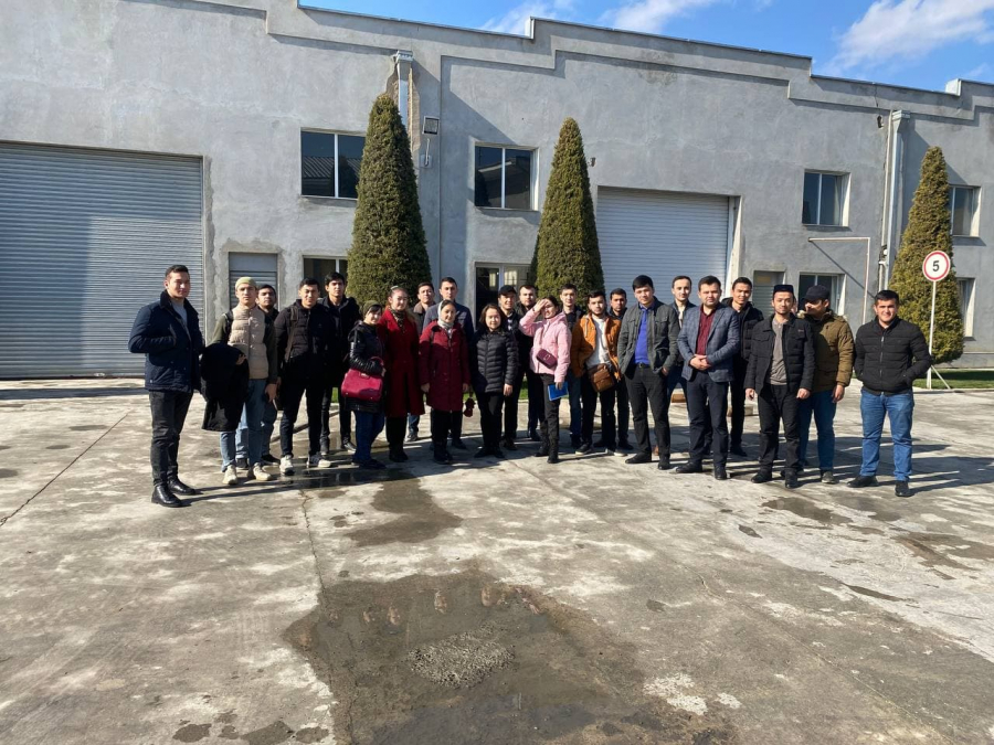 Students of the University visited “Mondelux” Trade Center